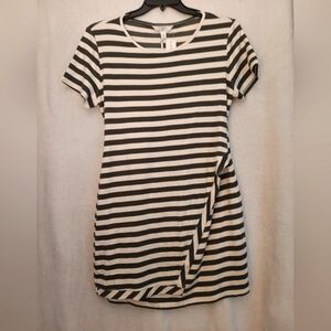 NWT. Market & Spruce, Olive and white dress. Size XLP